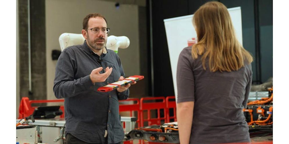 Swiss Battery Technology Center SBTC betreibt gemeinsam mit dem BFH-Zentrum Energiespeicherung das Battery Testing Laboratory. Das grösste Batterielabor der Schweiz.