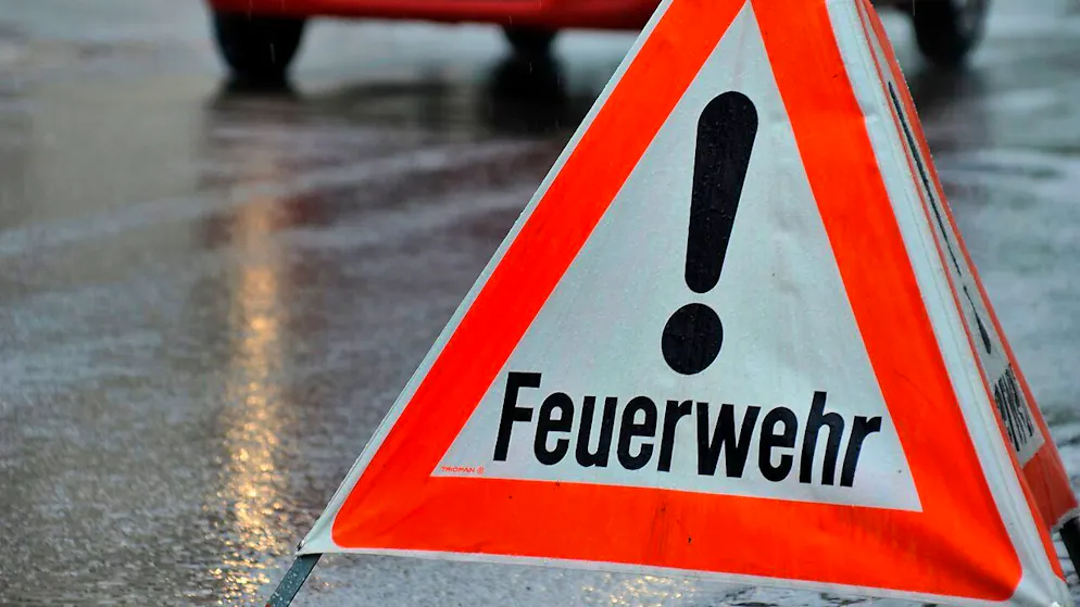 In Therwil BL läuft ein Feuerwehreinsatz. 