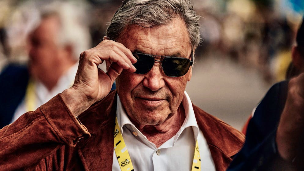 Eddy Merckx, ici au Tour de France 2023 a été opéré d'urgence à la fin du mois de mars dernier.