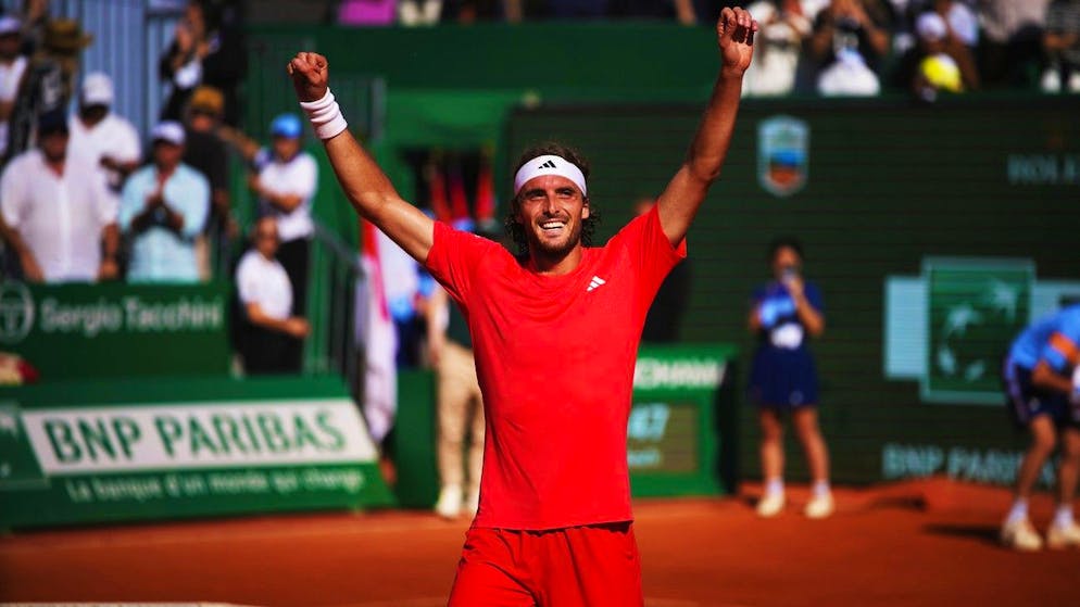 Monte-Carlo. Triplé sur le Rocher, Tsitsipas rejoint la légende Borg !