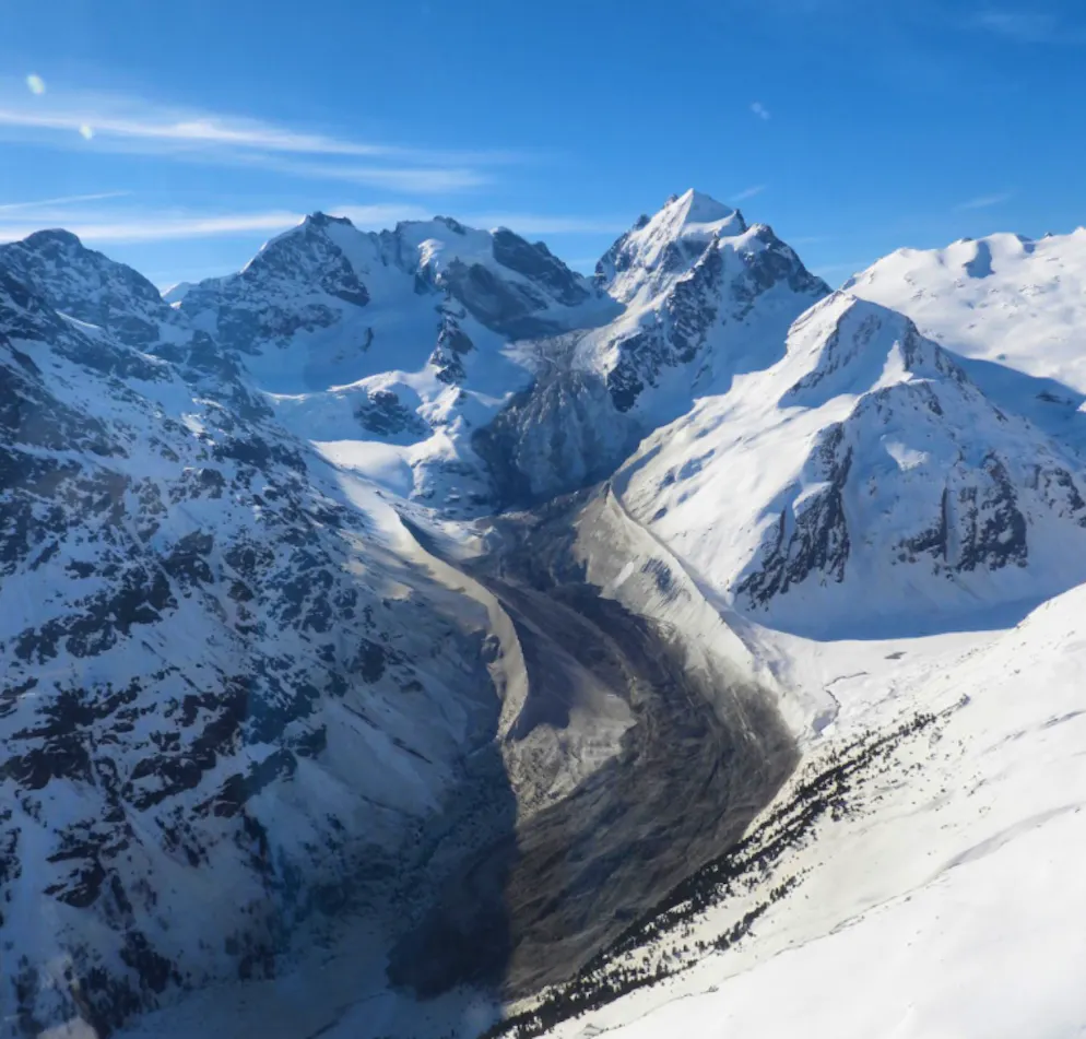 Der Schuttstrom nach dem Bergsturz am Piz Scerscen erstreckt sich über 5 Kilometer.