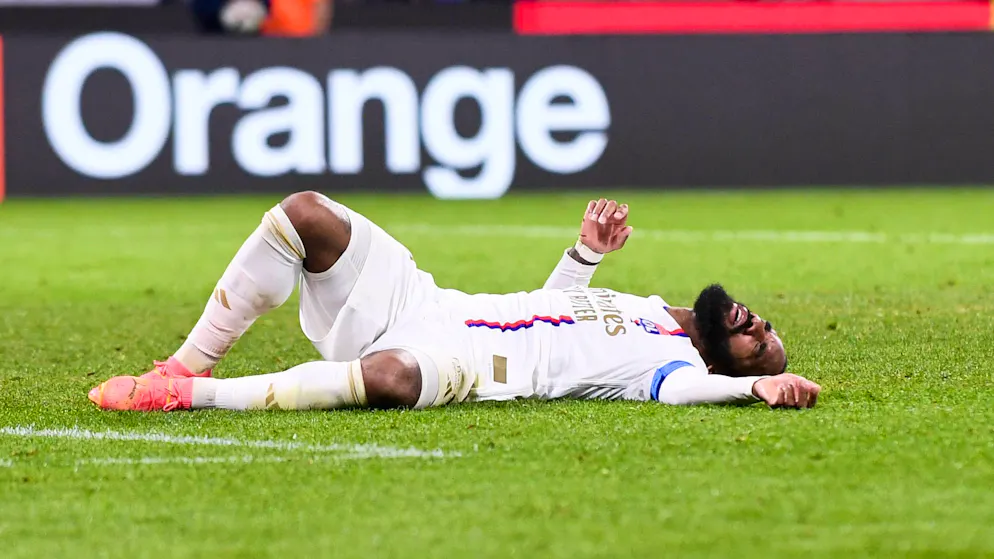 OL - Brest. «Un terrible choc qui m’a rappelé Schumacher» - Lacazette se prend un gros KO