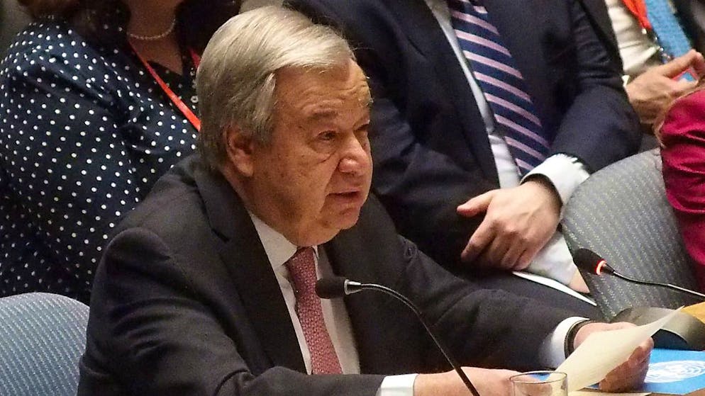dpatopbilder - Antonio Guterres, Generalsekretär der Vereinten Nationen, spricht vor dem Sicherheitsrat der Vereinten Nationen (UN) während einer Dringlichkeitssitzung im UN-Hauptquartier. Foto: Bruce Cotler/ZUMA Press Wire/dpa