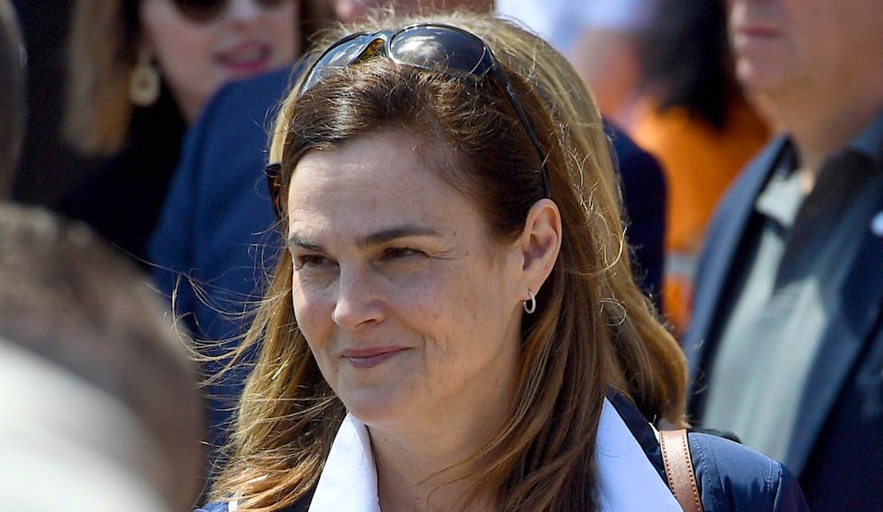 Hier sieht man Samantha Cohen in Sydney, Australien, als Prinz Harry und seine Frau Herzogin Meghan dort während ihrer Royal-Tour im Jahr 2018 Halt machten.