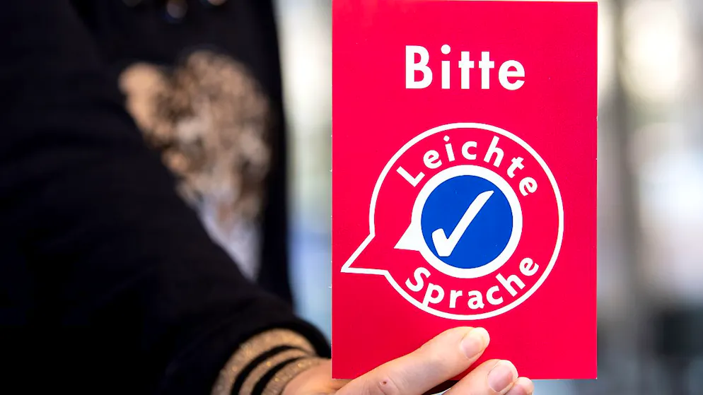 Der Kanton Bern stellt auf einer Internetseite Informationen in Leichter Sprache bereit. (Symbolbild)