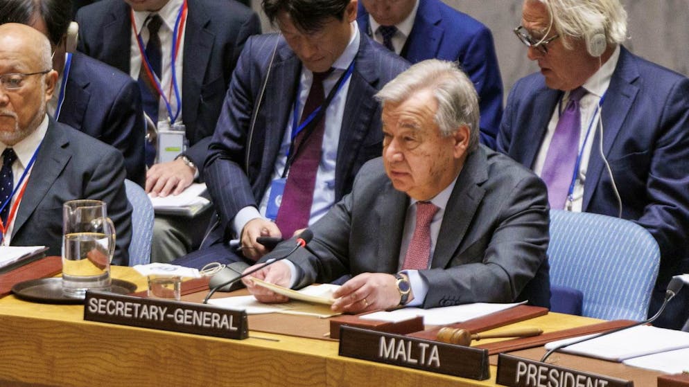 Il segretario generale delle Nazioni Unite  Antonio Guterres prende la parola durante la riunione del Consiglio di Sicurezza.