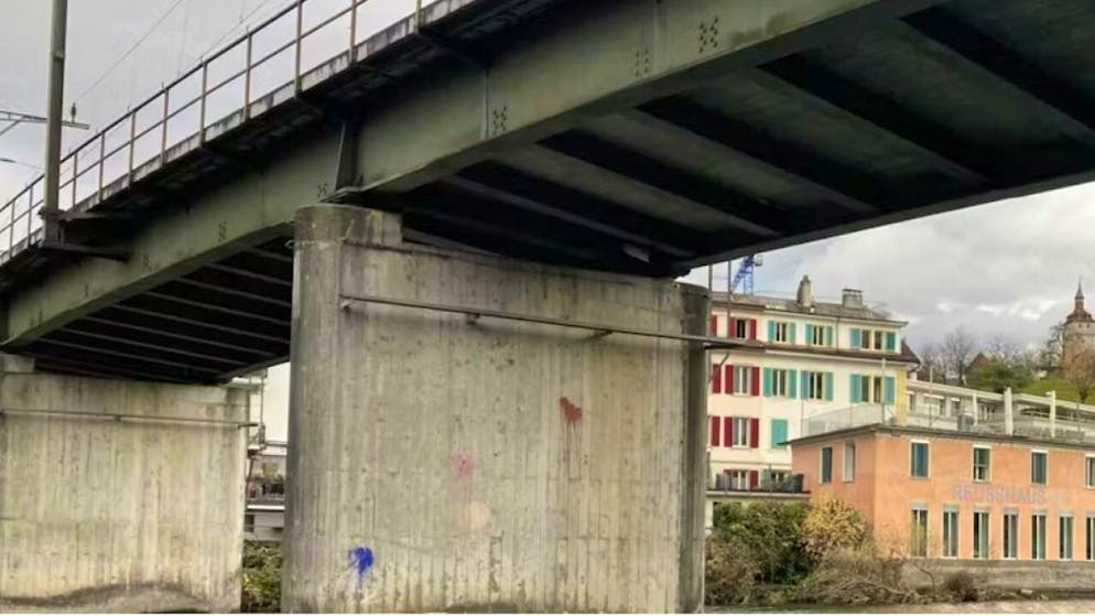 Die Reussbrücke Geissmatt in Luzern wird saniert.
