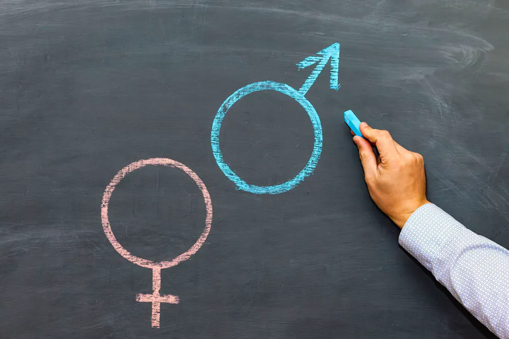 Le micro-féminisme encourage les femmes à rendre le monde - et celui du travail plus particulièrement - plus équitable à travers de petits gestes quotidiens.