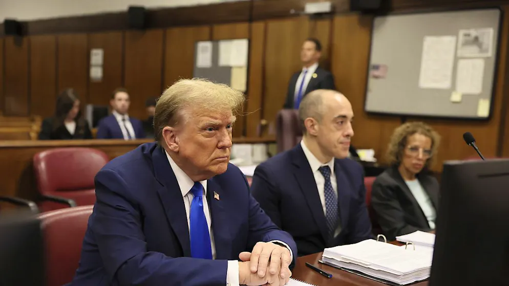 Premier ancien président de l'histoire des Etats-Unis à comparaître au pénal, Donald Trump est jugé dans une affaire de paiements dissimulés pour acheter le silence d'une ancienne star de films X (archives).