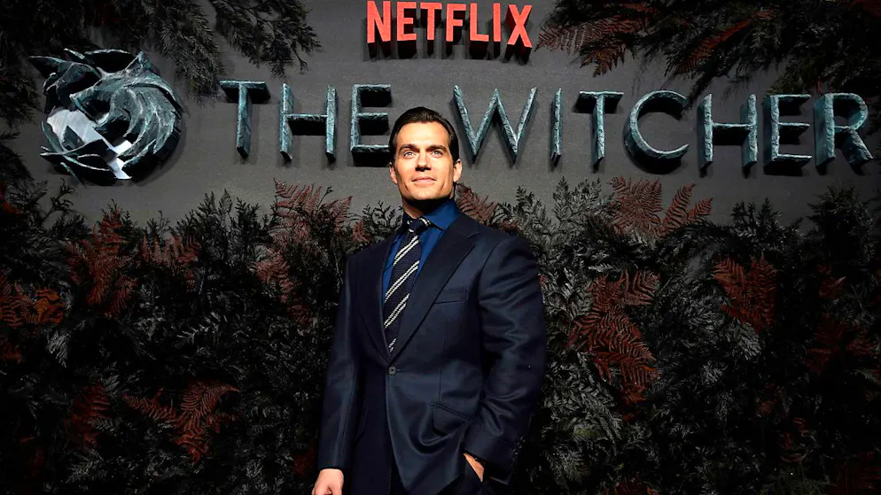 Bisher mimte der  Brite Henry Cavill (40; Bild) den "Witcher" - in den Staffeln vier und fünf wird der Australier Liam Hemsworth (34) die Rolle übernehmen. (Archivbild)
