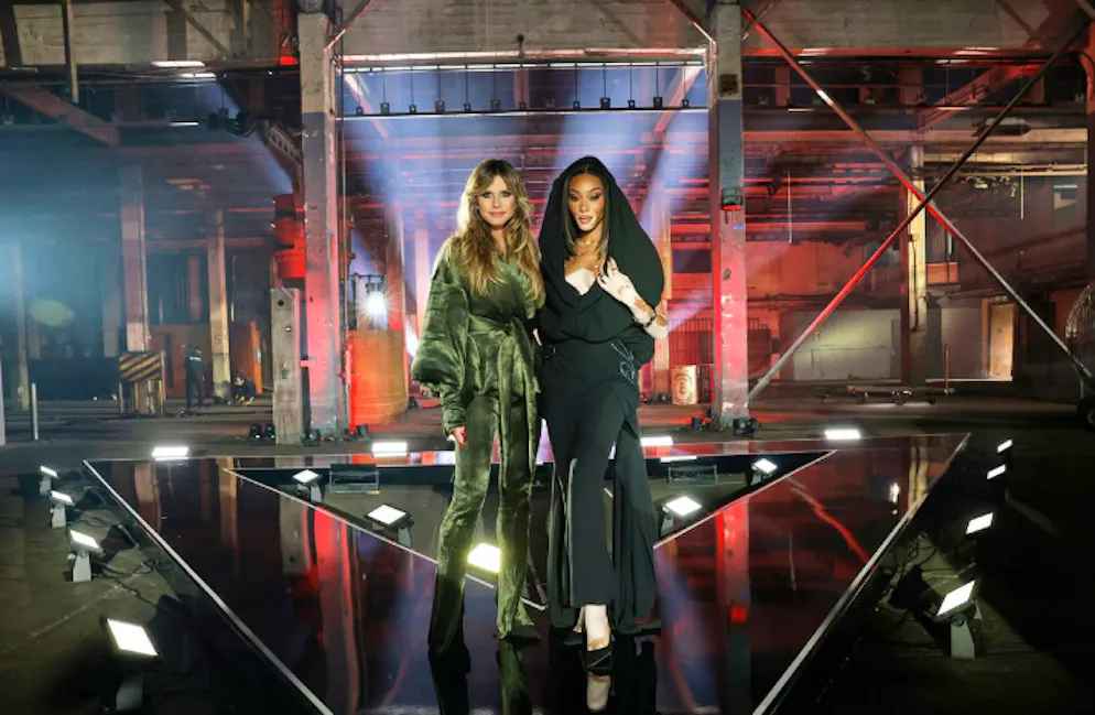 XXL-Rausschmiss bei «GNTM»: Heidi Klum schickt mehrere Fan-Lieblinge nach Hause. Heidi Klum und Gastjurorin Winnie Harlow kannten in Folge 10 von «GNTM» keine Gnade: Sechs Kandidat*innen mussten die TV-Show verlassen.