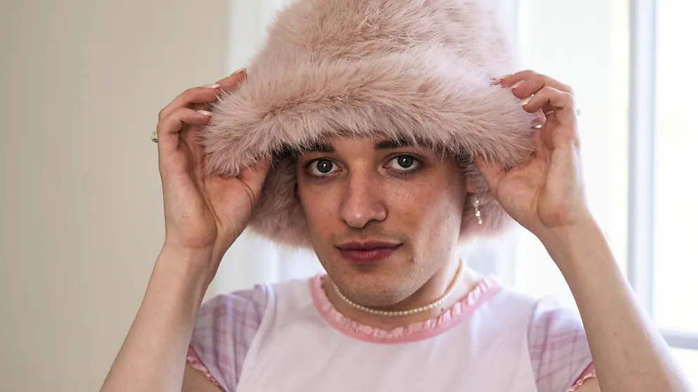 Das Bieler Gesangstalent Nemo wird die Schweiz am Eurovision Song Contest vertreten. (Archivbild)