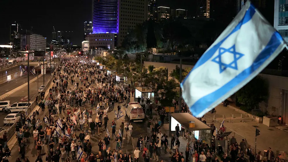 Protestzug in Tel Aviv gegen die Regierung des israelischen Premierministers Netanjahu.