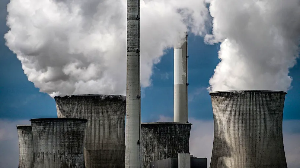 Firmen gehören zu den grössten Emittenten von CO2: Derzeit haben rund 38 Prozent der globalen börsenkotierten Unternehmen ein Netto-Null-Ziel. (Archivbild)