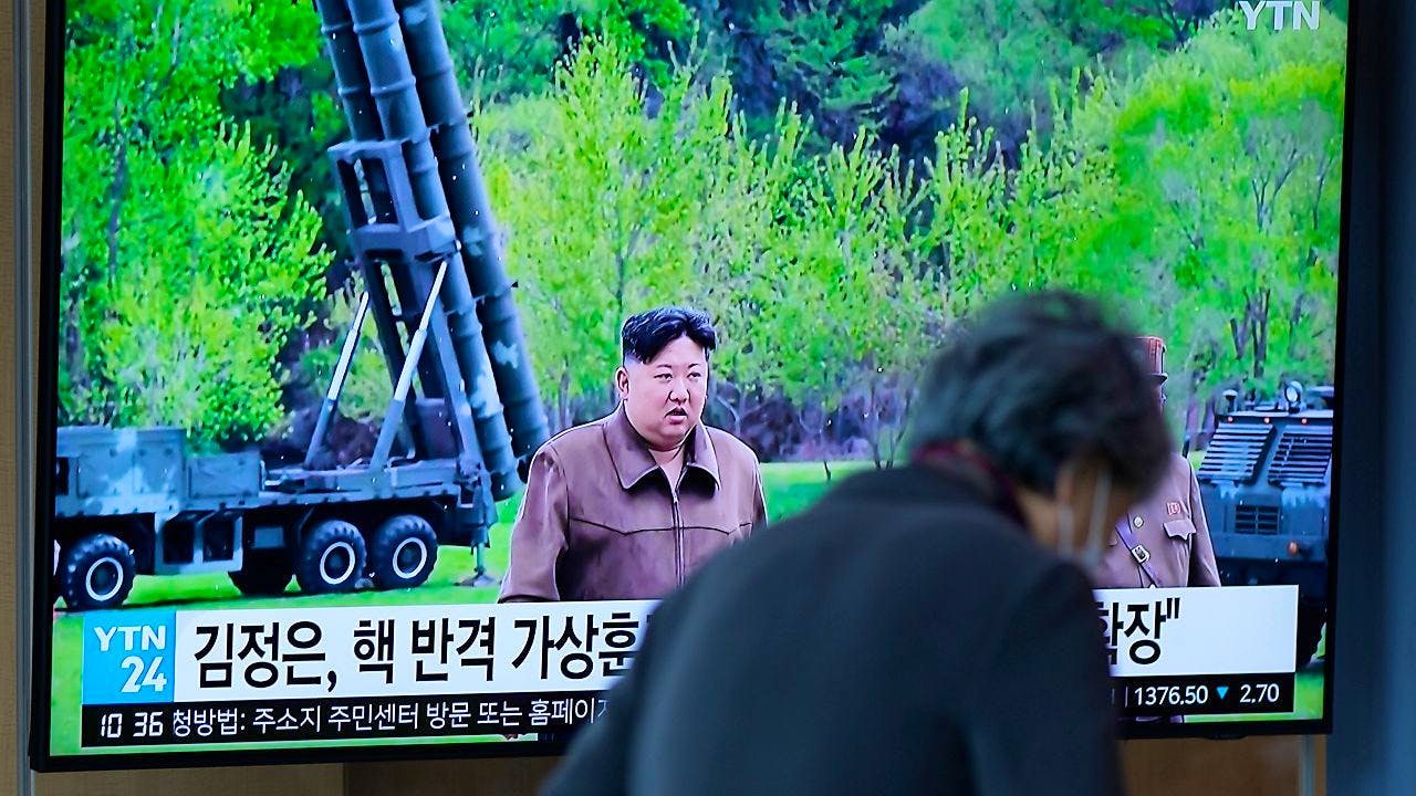 Politik. Nordkorea meldet Raketenübung für einen «nuklearen Gegenangriff»