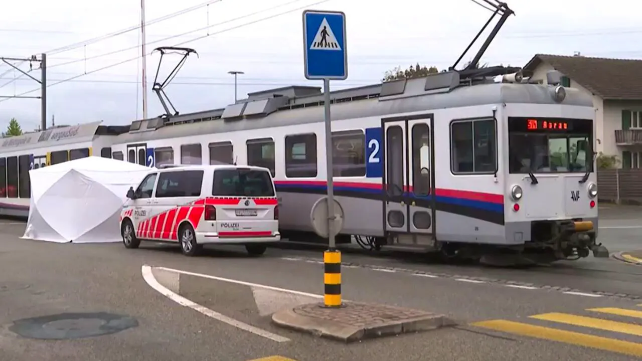 Verkehrsunfall. 76-Jährige in Gränichen AG von Bahn überfahren und getötet