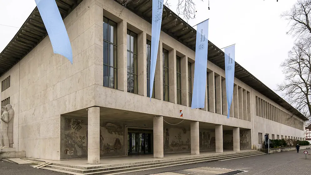 Das Kollegienhaus der Universität Basel im Stadtzentrum. (Archivbild)