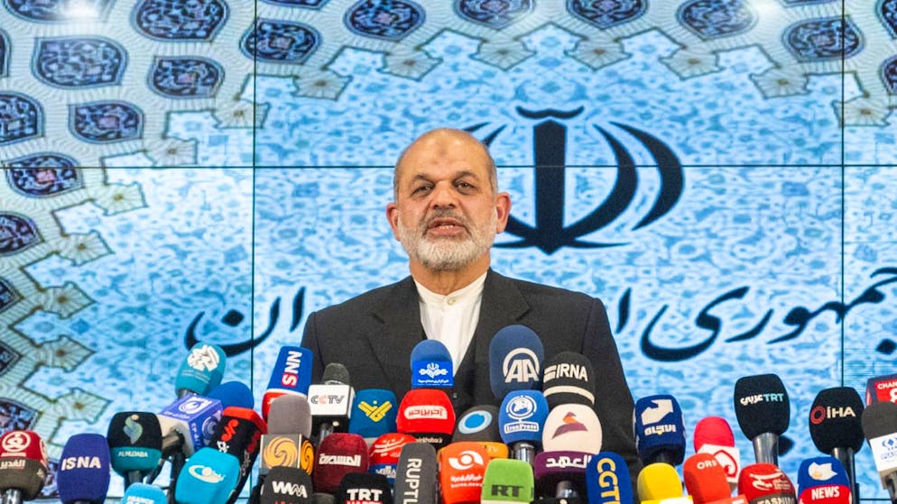 ARCHIV - Der iranische Innenminister Ahmad Wahidi spricht bei einer Pressekonferenz zu der Parlamentswahl im Iran. Foto: Arne Immanuel Bänsch/dpa