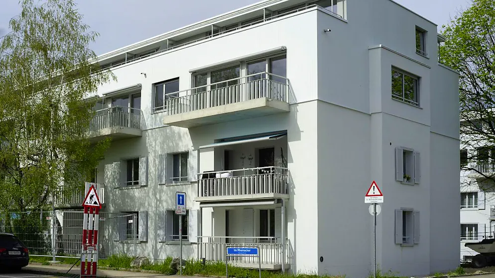 Drei Gebäude in der Überbauung "Im Rheinacker" wurden mit zwei zusätzlichen Stockwerken versehen.