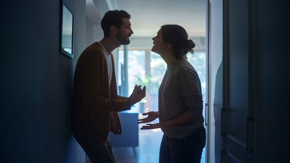 Si votre partenaire devient distant sur la longue durée, il pourrait s'agir d'une dynamique "push pull".