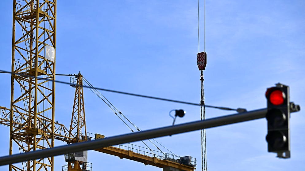 Eine Baustelle für Wohnhäuser (Symbolbild).