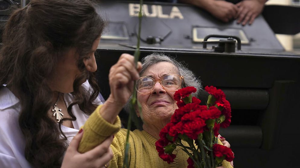 Le Portugal fête jeudi le cinquantenaire de la Révolution des OEillets, un coup d'Etat sans effusion de sang.