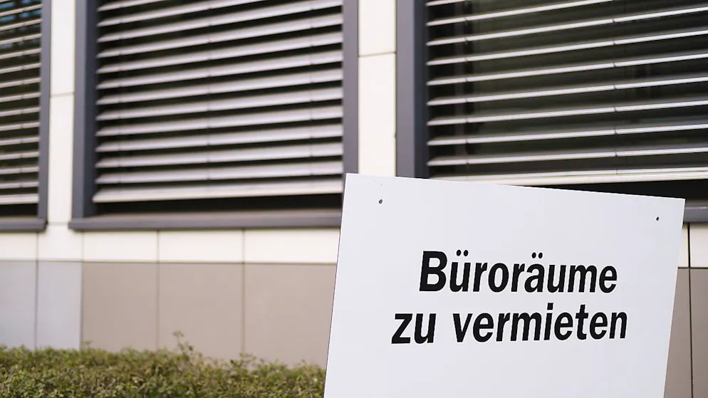 Die Mietpreise für Bürofächen könnten in einen Regionen unter Druck geraten. (Symbolbild)