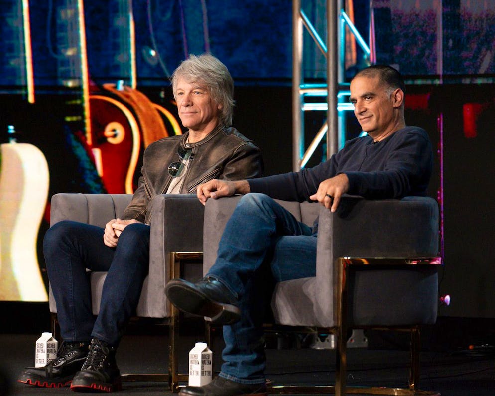 Jon Bon Jovi: «Eines meiner Stimmbänder war am Verkümmern». Ein Abschied für immer? Jon Bon Jovi und Regisseur Gotham Chopra  präsentierten im Februar die Dok-Serie «Thank You, Goodnight: The Bon Jovi Story» für die Television Critics Association. Nach 40 Jahren im Rockgeschäft ist die Zukunft der Band Bon Jovi ungewiss.