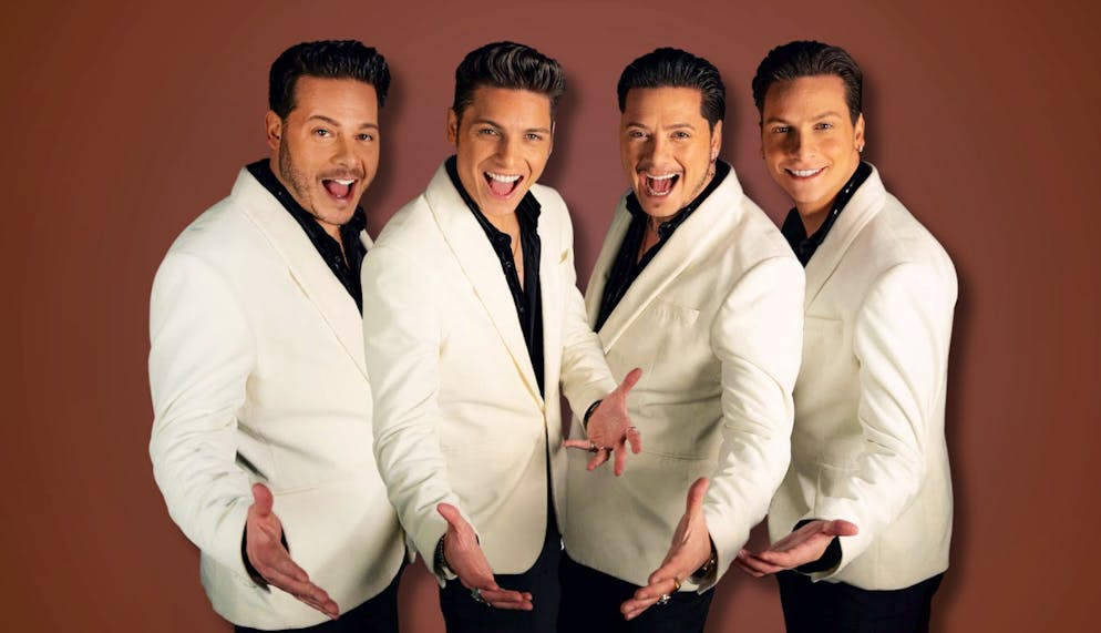 «Ovviamente è bello iniziare il tour in casa, anche se finora abbiamo avuto molto più successo all'estero». Mimmo, Amedeo, Piero e Gabriele Esteriore (da sinistra a destra).