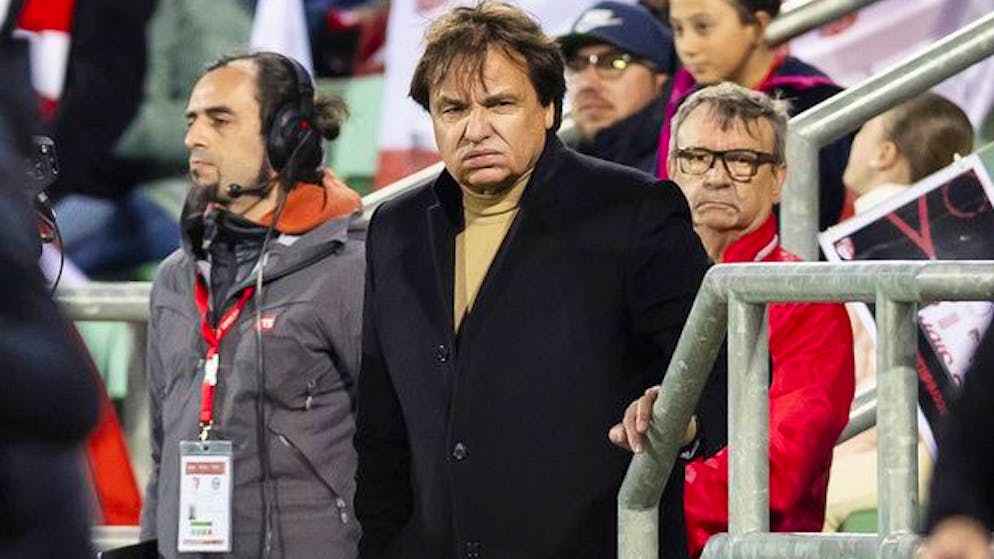 Christian Constantin (al centro) durante la semifinale persa dal suo Sion contro il Lugano. 