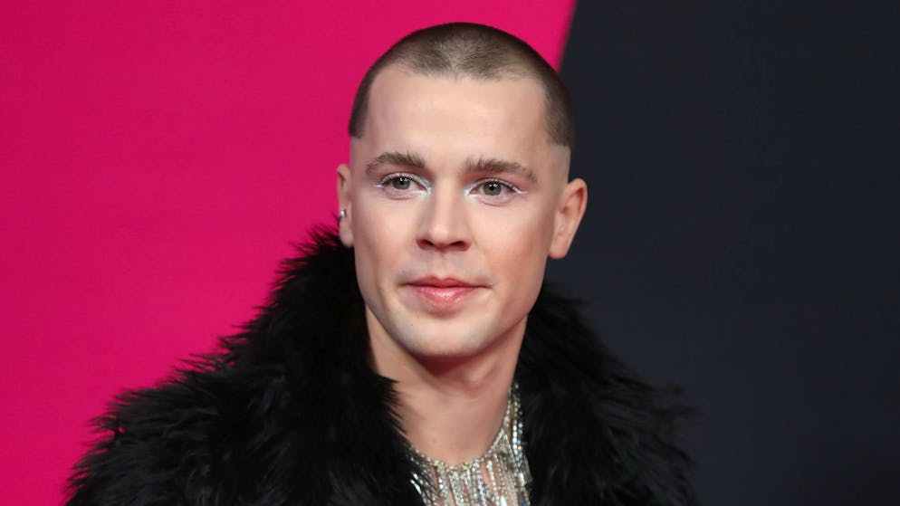 Felix Jaehn. Star-DJ outet sich als non-binär mithilfe von Nemos «The Code»