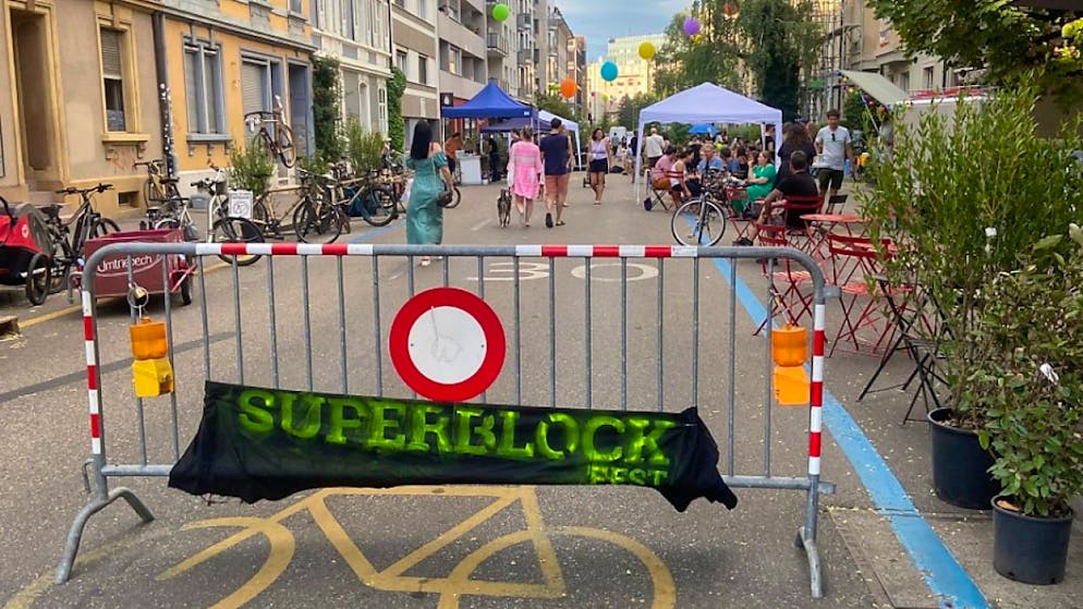 Die Bevölkerung des St. Johann-Quartiers hat - wie hier an der Mülhauserstrasse im August 2023 – bereits von sich aus Superblock-Tests durchgeführt. (Archivbild)