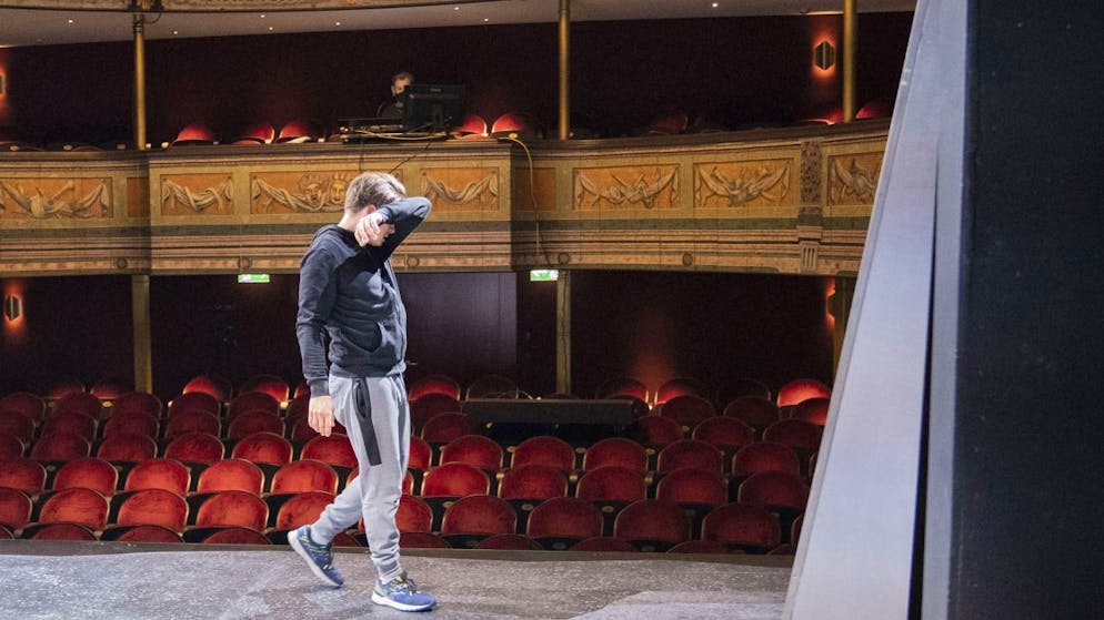 Dimitri Stapfer 2021 an einer Inszenierung des Theater Orchester Biel Solothurn (Tobs) in Solothurn. (Archivaufnahme)