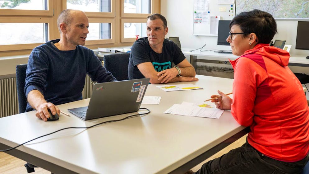 Am Sitzungstisch der Lawinenwarner sitzt seit diesem Jahr regulär auch eine Künstliche Intelligenz.