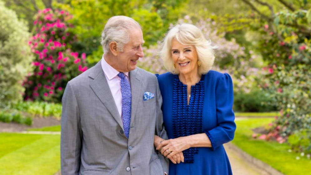 Gemeinsam mit Camilla. König Charles zeigt sich erstmals seit Krebsdiagnose in der Öffentlichkeit
