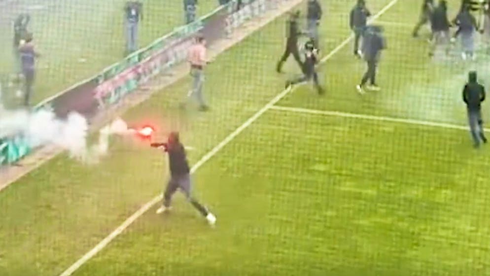 Die Polizei sucht den Fackelwerfer von der Schützenwiese.