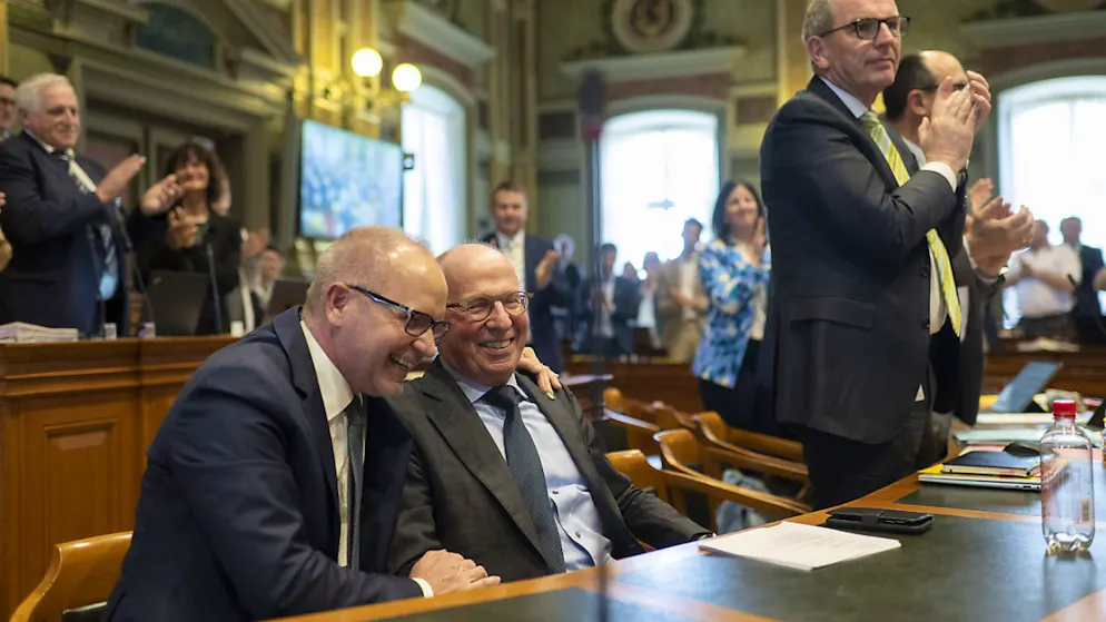 Die beiden scheidenden Regierungsräte Stefan Kölliker (SVP) und Fredy Fässler (SP) wurden am Mittwoch im Kantonsrat verabschiedet.