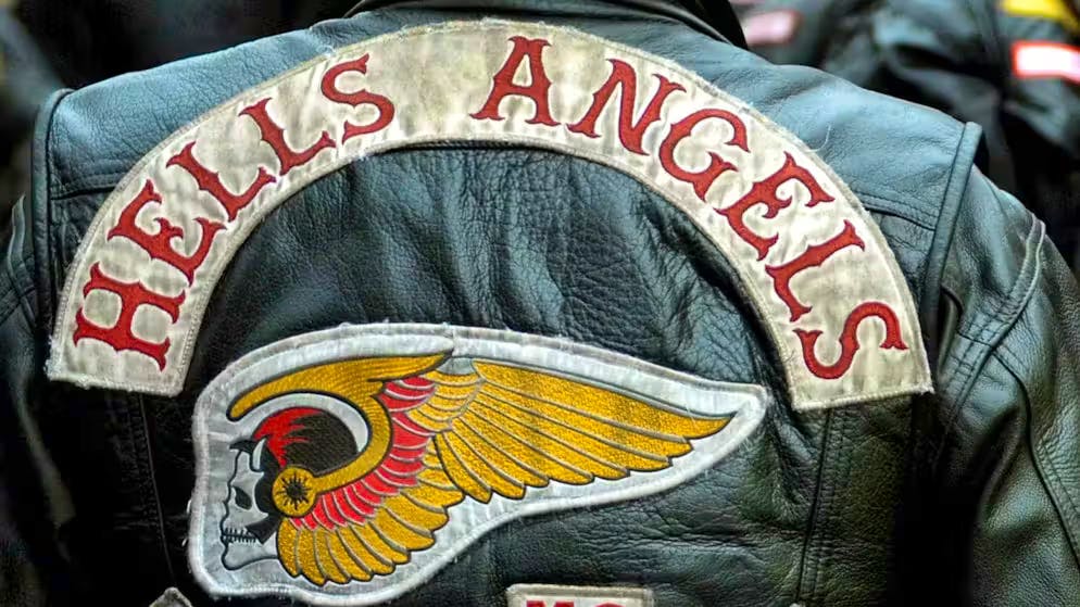 L'envers d'un blouson des « Hells Angels ». 