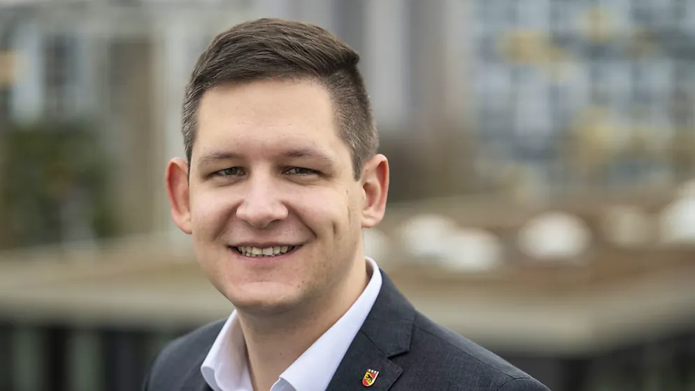 Mettler und Weyermann kandidieren für Berner Stadtpräsidium - Gallery. Das Bündnis der Mitte-Rechts-Parteien schickt Melanie Mettler (GLP) und Janosch Weyermann (SVP) ins Rennen um das Berner Stadtpräsidium. (Archivbild)