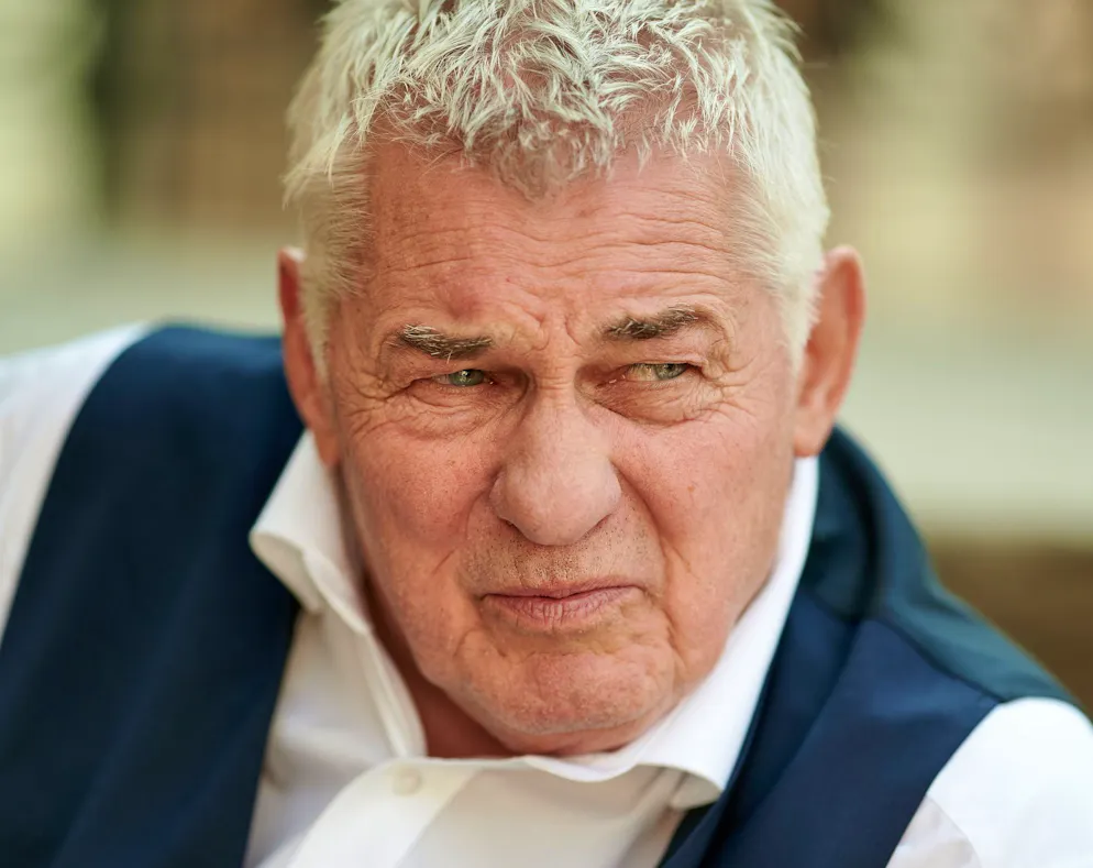 Der Schauspieler Heinz Hoenig ist nach Angaben von seinem Management aus dem Koma erwacht.