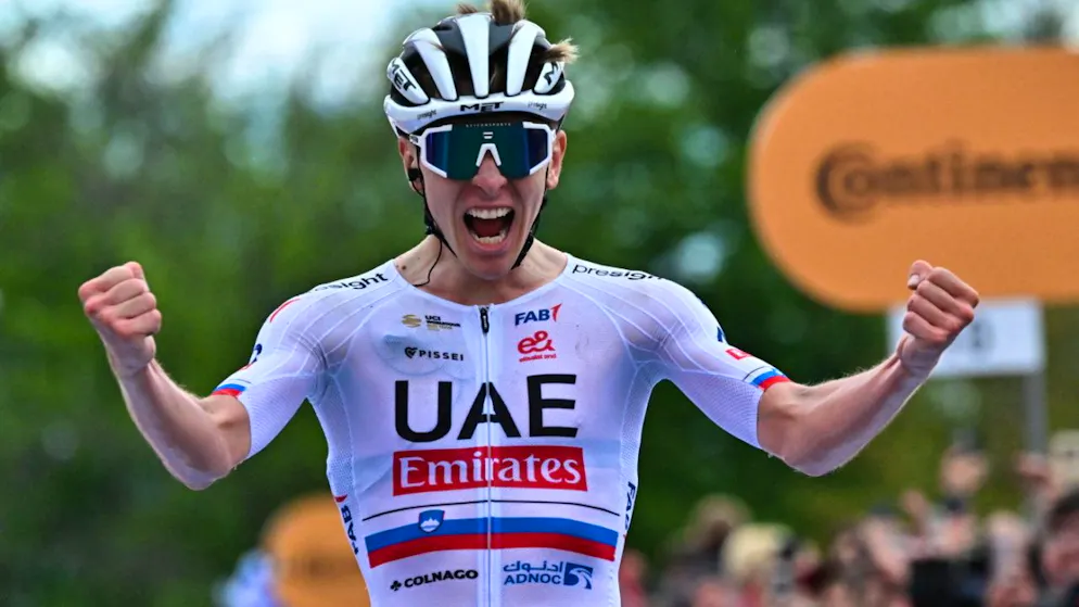 Pogacars Masterplan für das seltene Double - Gallery. Oft gesehen: Tadej Pogacar hat acht der zwölf Rennen gewonnen, zu denen er in dieser Saison angetreten ist - am Giro d'Italia holt er sich in der 2. Etappe das Leadertrikot