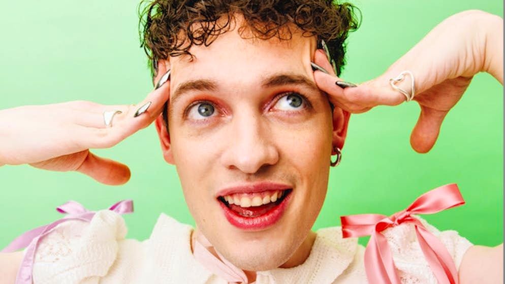 Le info più importanti. Al via l'Eurovision Song Contest, ecco quando sarà sul palco lo svizzero Nemo