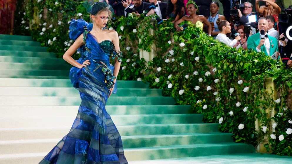 Die besten Looks der Met Gala 2024. Dufte Blüten, Zendaya!