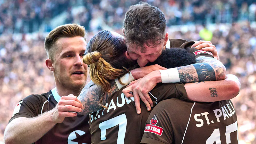 St. Pauli spielt in der kommenden Saison Bundesliga.