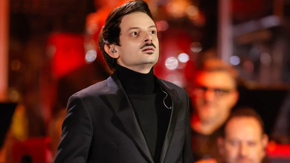 Sindaco di Milano furioso. Fabio Rovazzi e il finto furto del cellulare: poche scuse ma tante polemiche