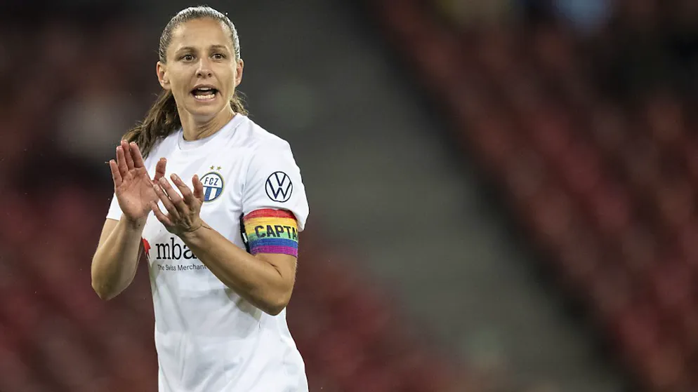 Fabienne Humm kündigt nach 15 Jahren bei den FCZ-Frauen ihren Rücktritt per Ende Saison an.