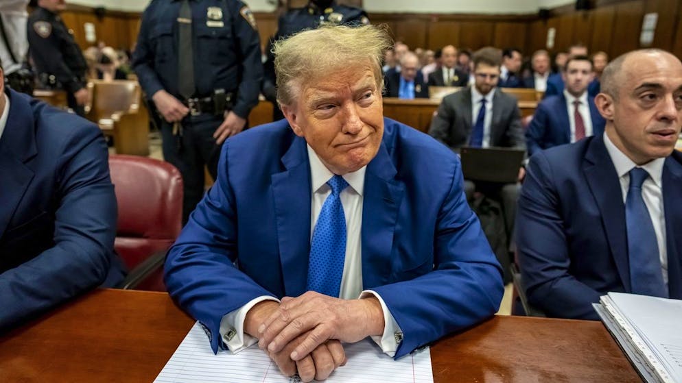 Der ehemalige US-Präsident Donald Trump am Montag im Strafgericht in New York.