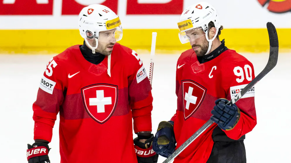 Die Schweizer an der Eishockey-WM in Prag: Der Bundesrat will das Wappengesetz nicht anpassen und somit nicht ermöglichen, dass das Schweizerwappen auf den Trikots von Swiss Ice Hockey bleiben darf.
