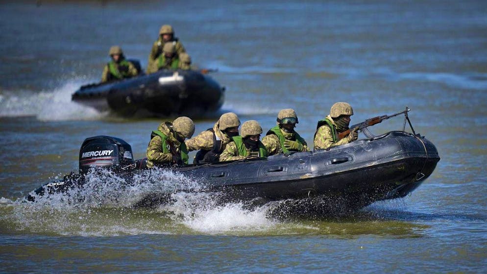 Sostegno alla proposta di Macron. Le truppe NATO in Ucraina? «Così si corrono dei rischi»