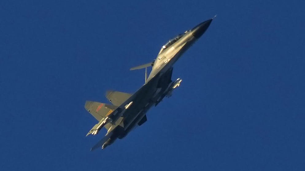 «Strafe» für Taipeh. China schickt bei Militärmanöver 49 Kampfflugzeuge Richtung Taiwan